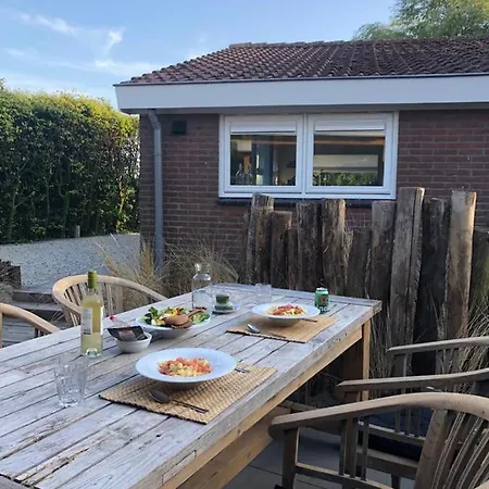 Kust-, Fiets-, Wandel-, Rust- & Cultuurlocatie Villa Castricum Exterior photo